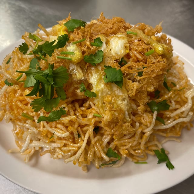 9. Mee Krob (Thai Crispy Stir Fried Noodles).